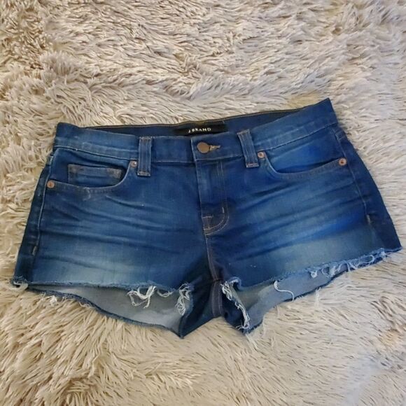 Medium wash J Brand "karma" jean shorts size 26 - Picture 1 of 9